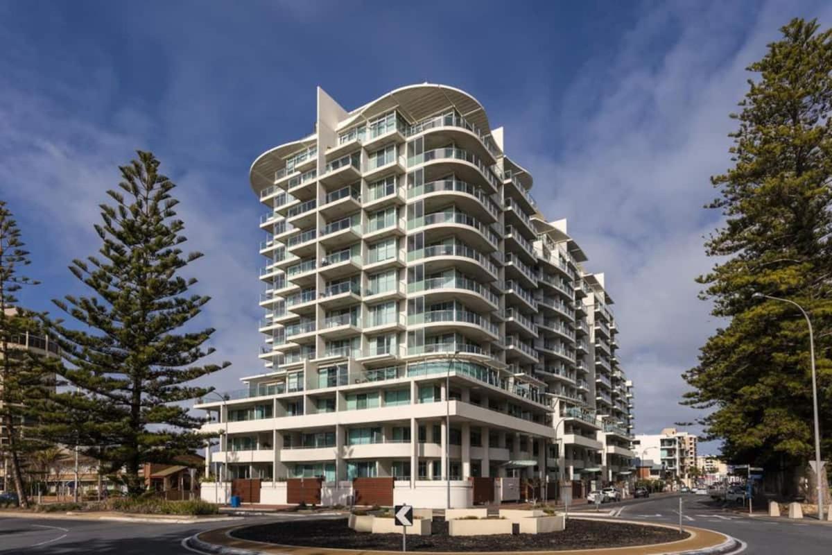 شقة Cityviews @ Glenelg * Pool/Beach * Free Parking * المظهر الخارجي الصورة